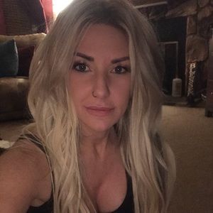 Meet your Posher, Dedra